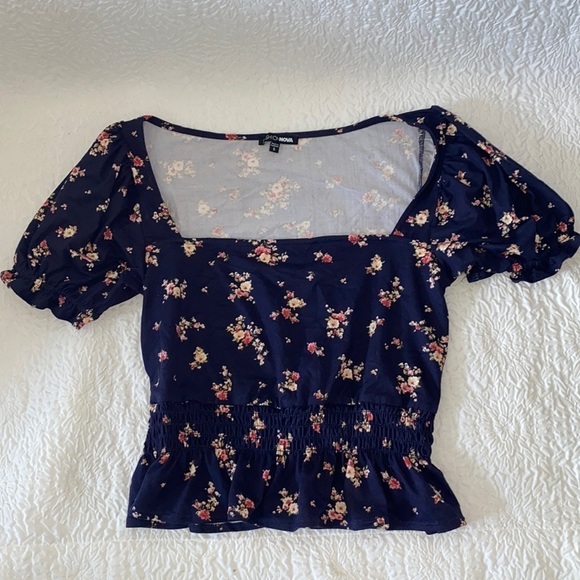 Fashion Nova Floral Print Ruched Ruffle Puff Short Sleeve Crop Top - Picture 1 of 7